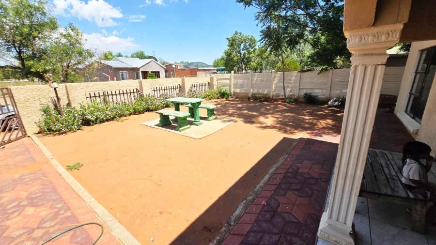 3 Bedroom Property for Sale in Beaconsfield Northern Cape